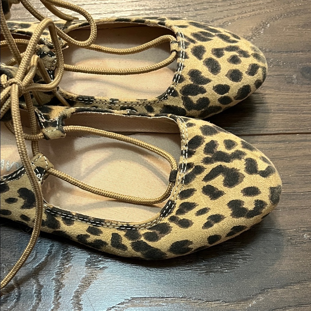 Old Navy Animal Print Lace-Up Flats - Picture 4 of 9